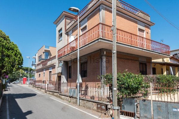 appartamento in vendita a Marino in zona Frattocchie