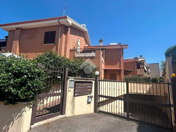 appartamento in vendita a Marino in zona Castelluccia