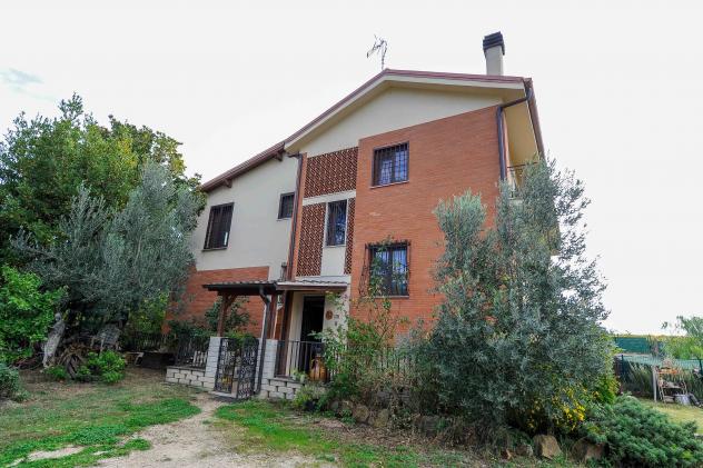 casa indipendente in vendita a Marino