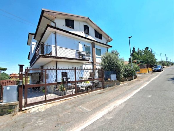 appartamento in vendita a Marino in zona Castelluccia