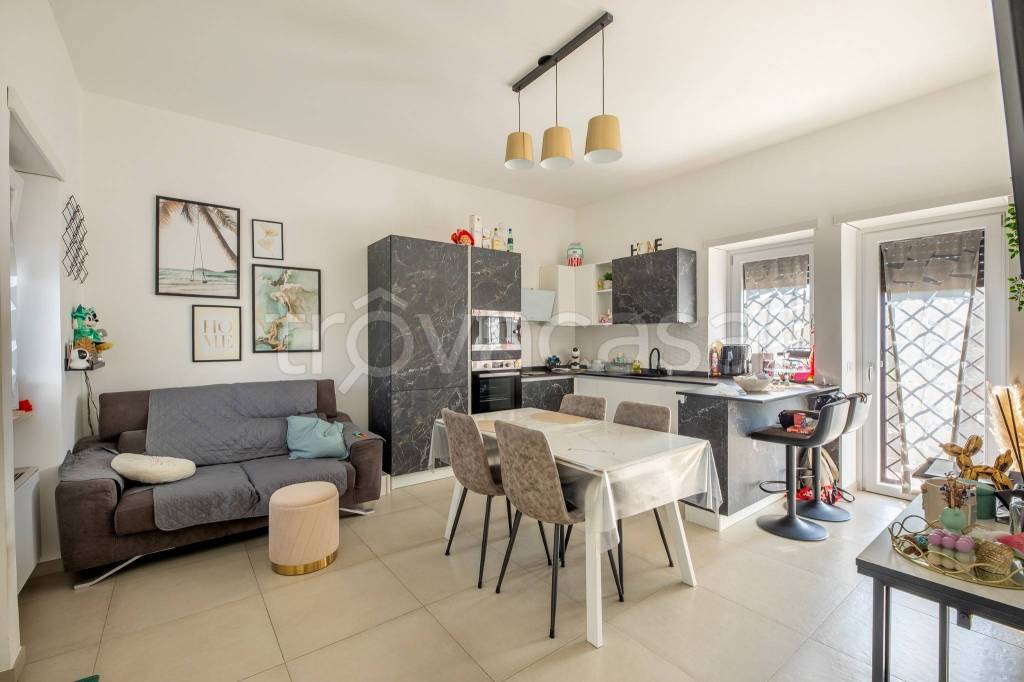 appartamento in vendita a Marino in zona Cava dei Selci