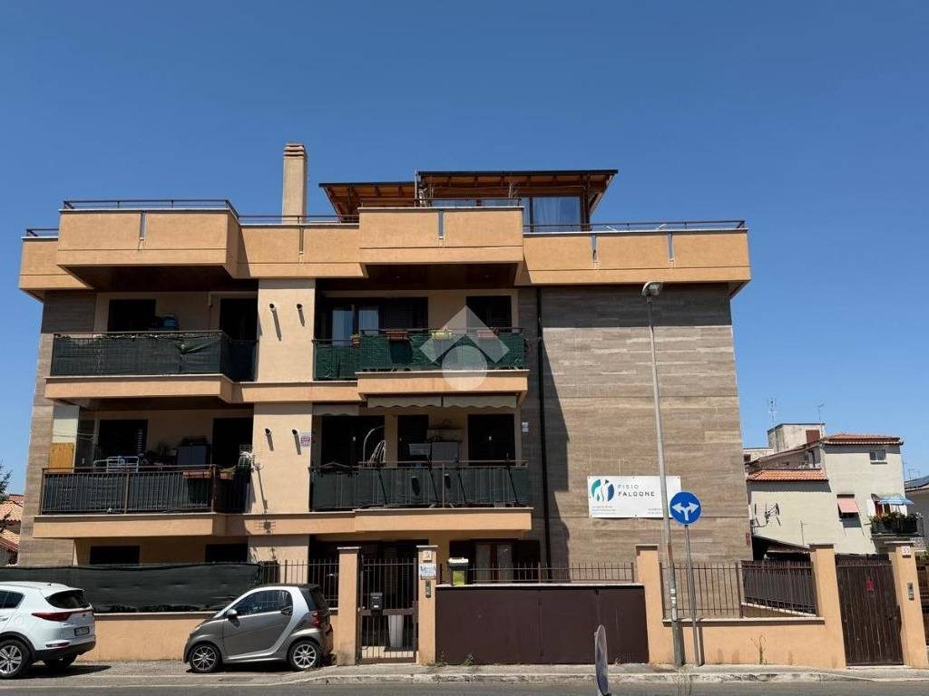 appartamento in vendita a Marino in zona Cava dei Selci
