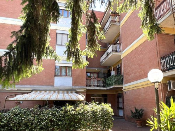 appartamento in vendita a Marino in zona Poggio delle Mole