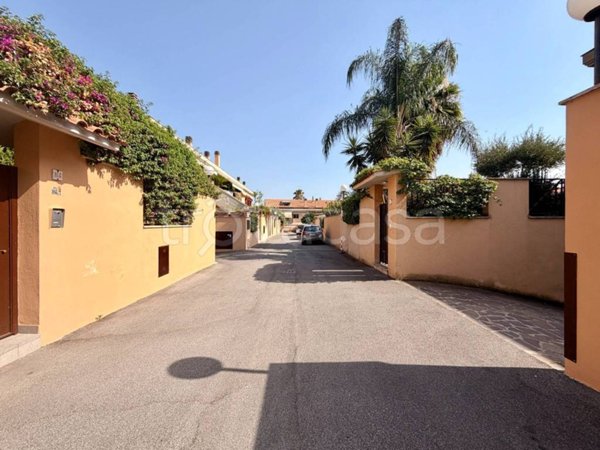 appartamento in vendita a Marino in zona Santa Maria delle Mole