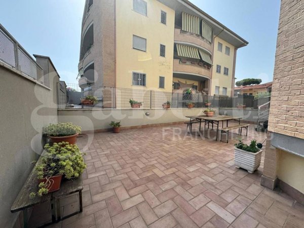 appartamento in vendita a Marino in zona Cava dei Selci