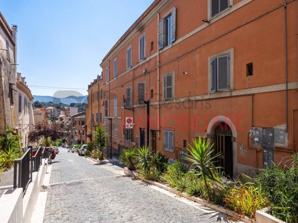 appartamento in vendita a Marino