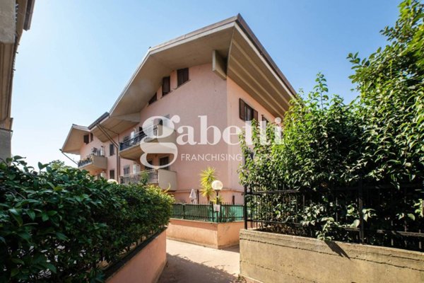 appartamento in vendita a Marino in zona Poggio delle Mole