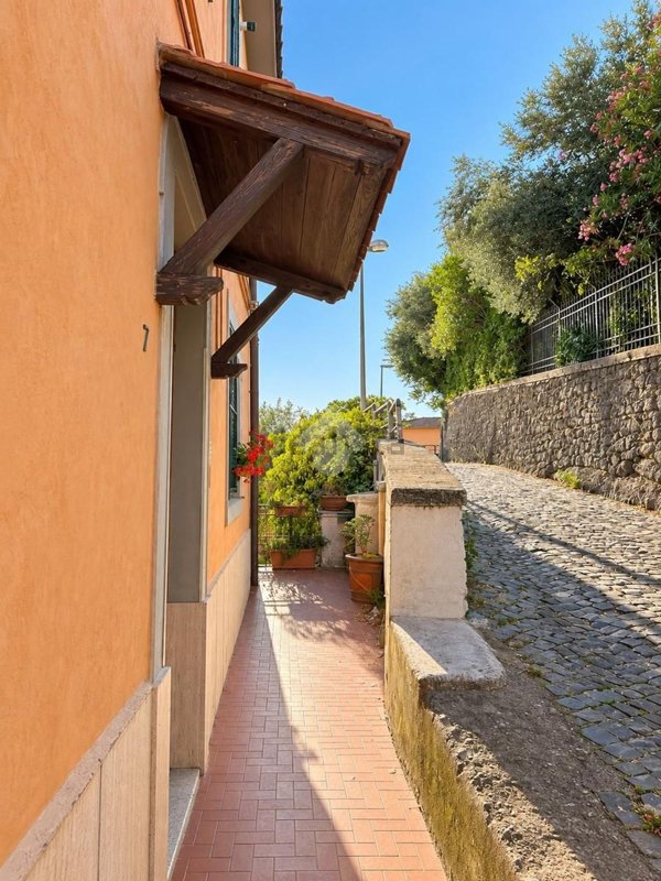appartamento in vendita a Marino