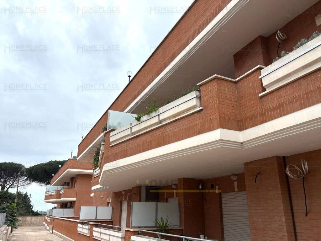 appartamento in vendita a Marino in zona Poggio delle Mole