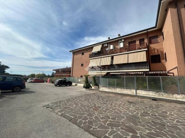appartamento in vendita a Marino in zona Frattocchie