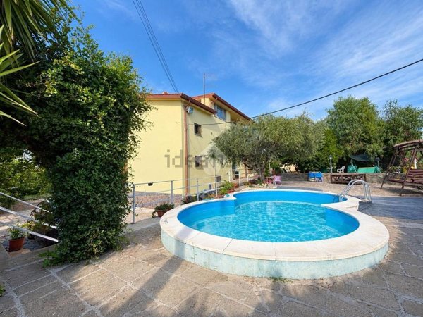 appartamento in vendita a Marino in zona Frattocchie