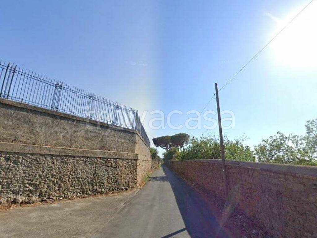 casa indipendente in vendita a Marino in zona Due Santi