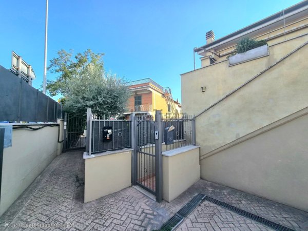 appartamento in vendita a Marino in zona Castelluccia