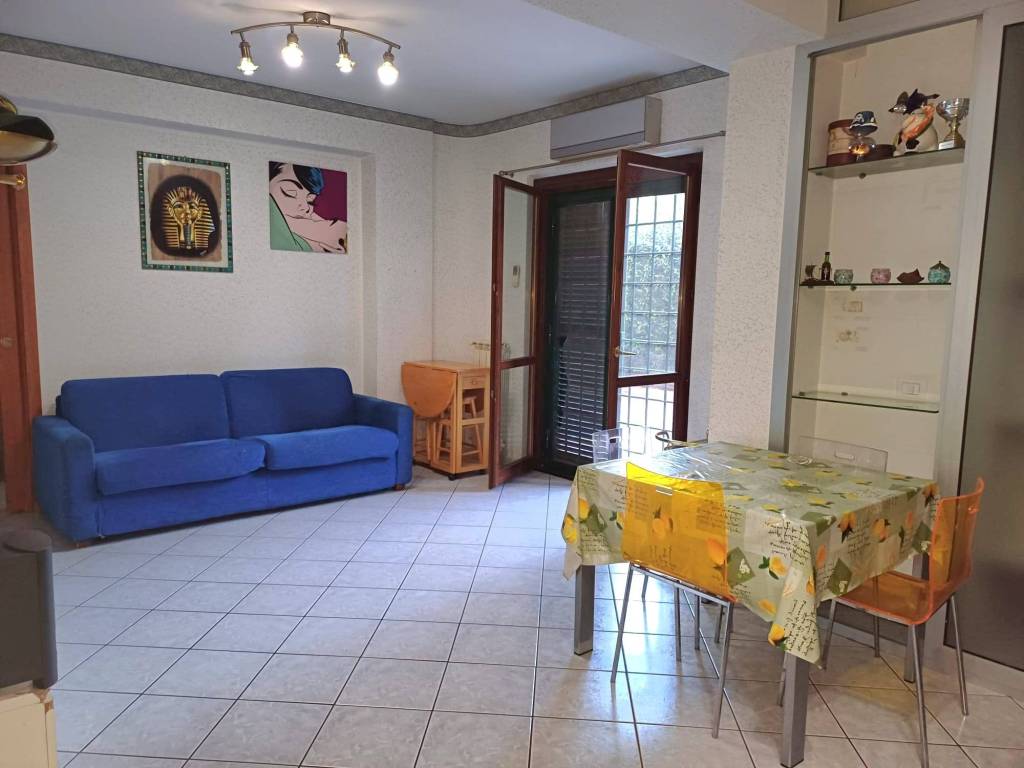 appartamento in vendita a Marino in zona Poggio delle Mole
