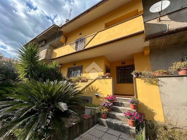 casa indipendente in vendita a Marino in zona Cava dei Selci