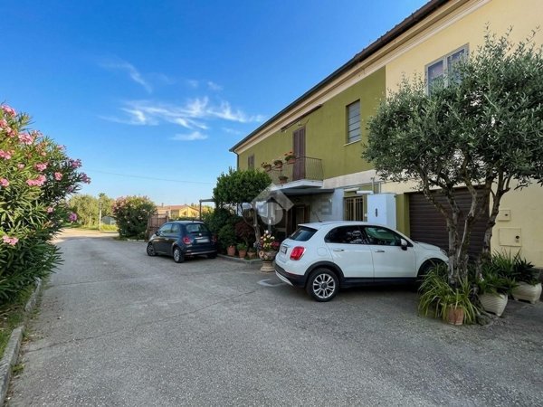 appartamento in vendita a Marino in zona Cava dei Selci