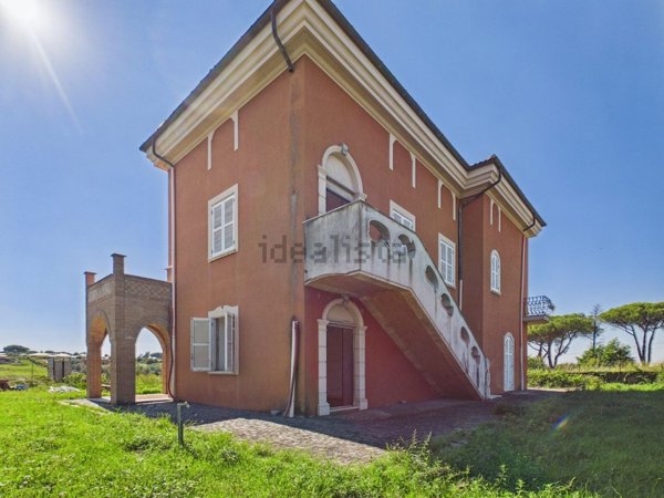 casa indipendente in vendita a Marino