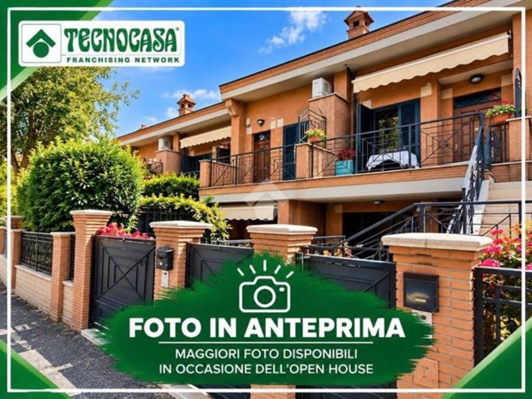 appartamento in vendita a Marino in zona Santa Maria delle Mole
