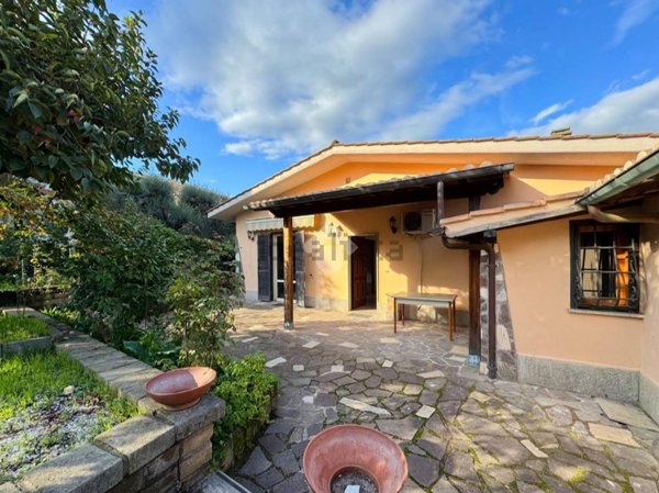 casa indipendente in vendita a Mazzano Romano