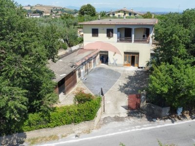ufficio in vendita a Mazzano Romano