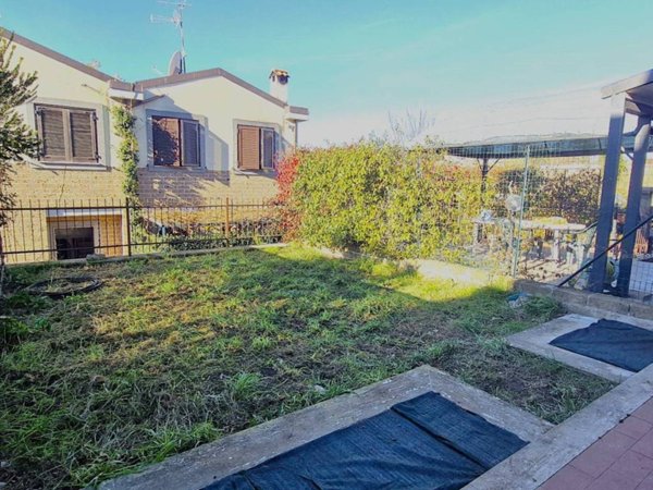 casa indipendente in vendita a Mazzano Romano