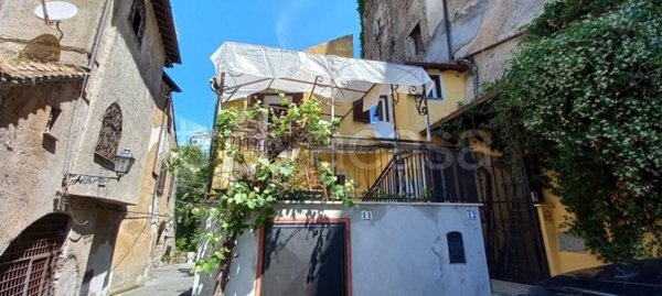 casa indipendente in vendita a Mazzano Romano