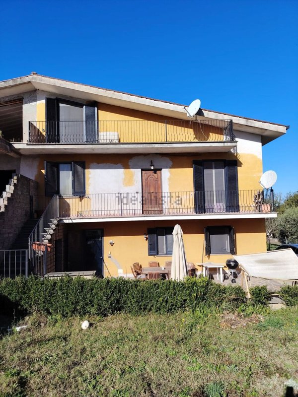 casa indipendente in vendita a Mazzano Romano