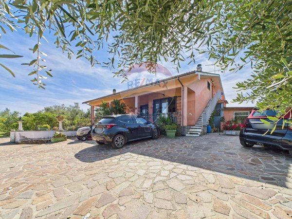casa indipendente in vendita a Mazzano Romano