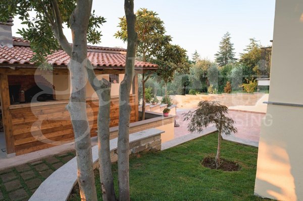 casa indipendente in vendita a Mazzano Romano