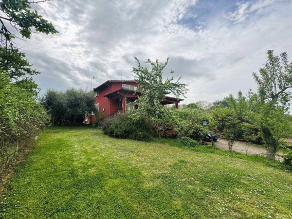 casa indipendente in vendita a Mazzano Romano