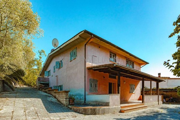 casa indipendente in vendita a Mazzano Romano