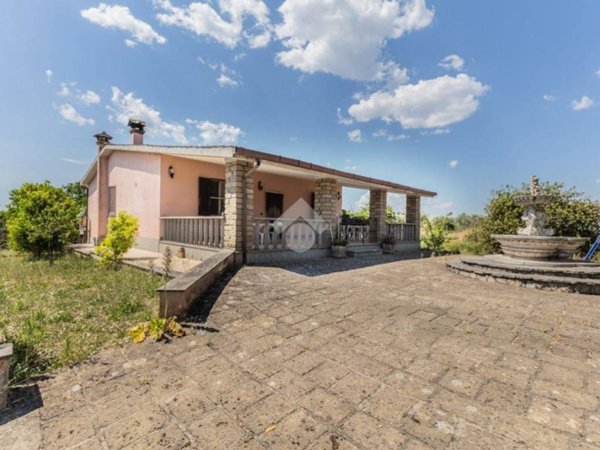 casa indipendente in vendita a Mazzano Romano