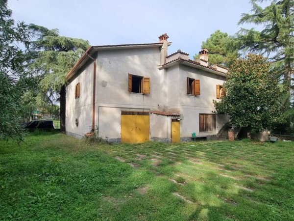 casa indipendente in vendita a Mazzano Romano
