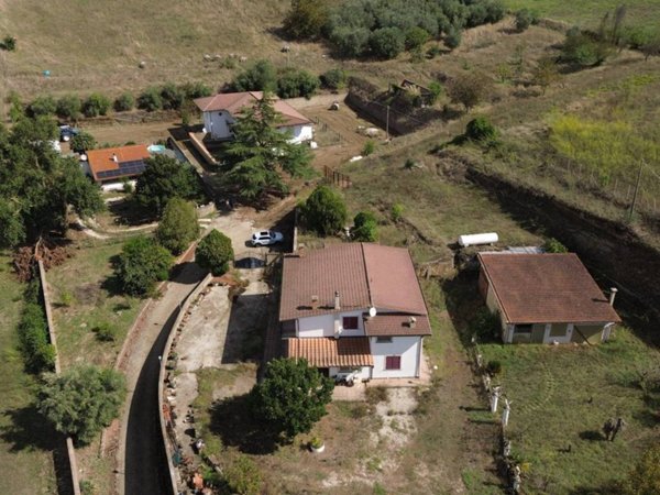 casa indipendente in vendita a Mazzano Romano