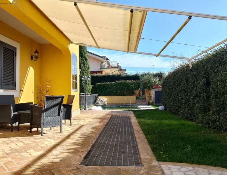casa indipendente in vendita a Mentana