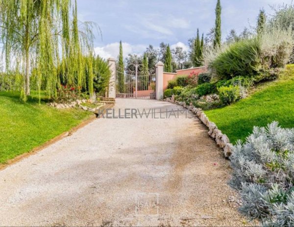 casa indipendente in vendita a Mentana