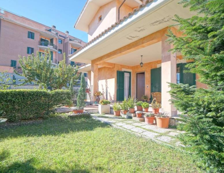 casa indipendente in vendita a Mentana