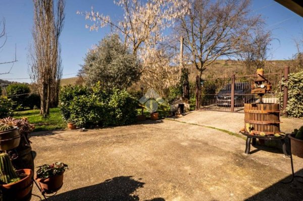 casa indipendente in vendita a Mentana