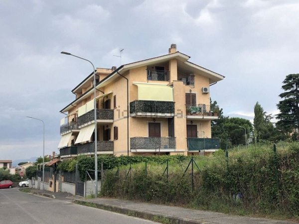 appartamento in vendita a Mentana