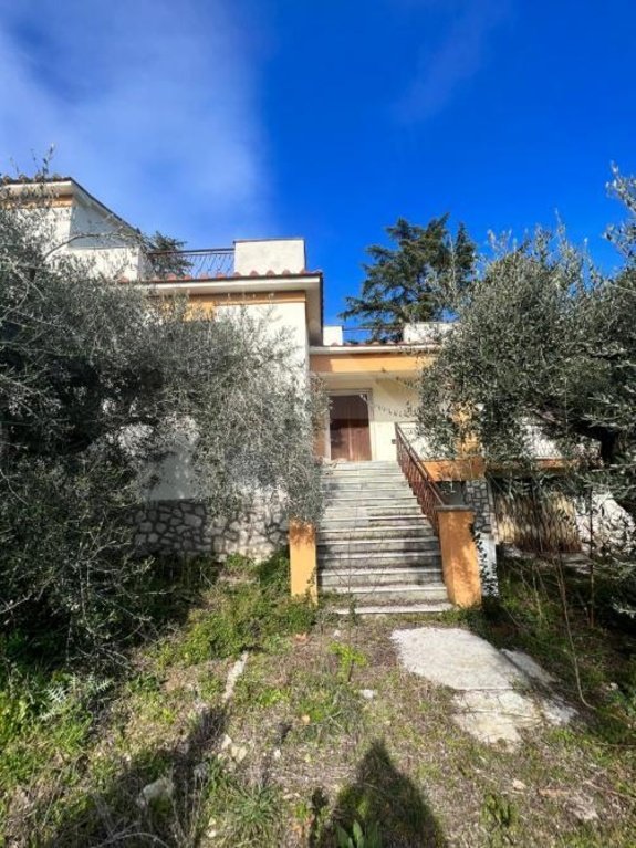 casa indipendente in vendita a Mentana