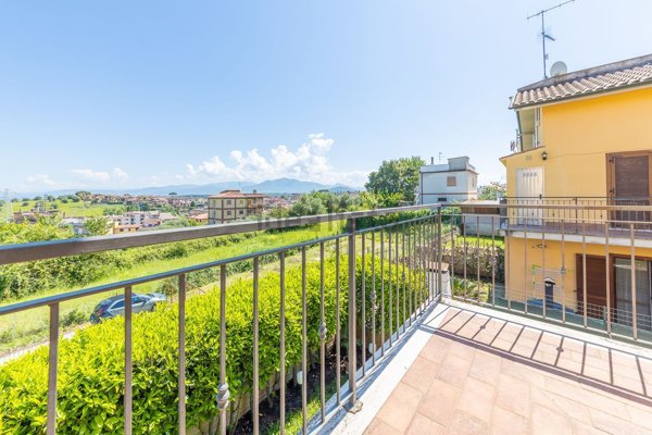 appartamento in vendita a Mentana