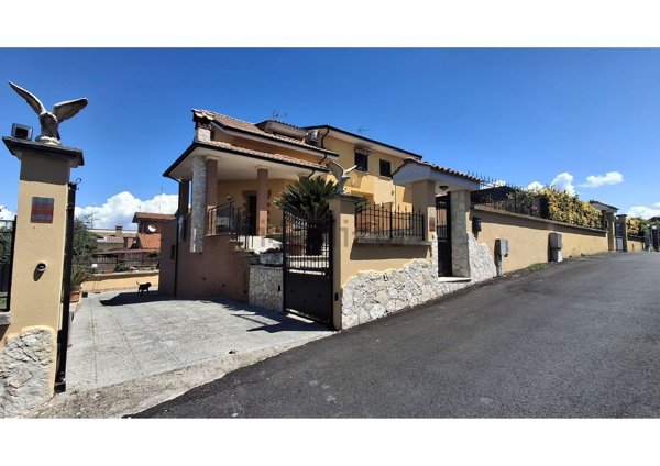 casa indipendente in vendita a Mentana
