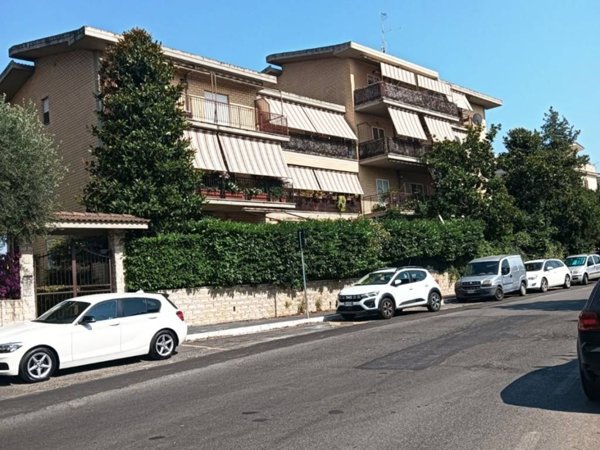 appartamento in vendita a Mentana