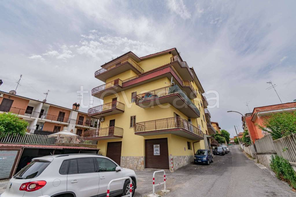 appartamento in vendita a Mentana