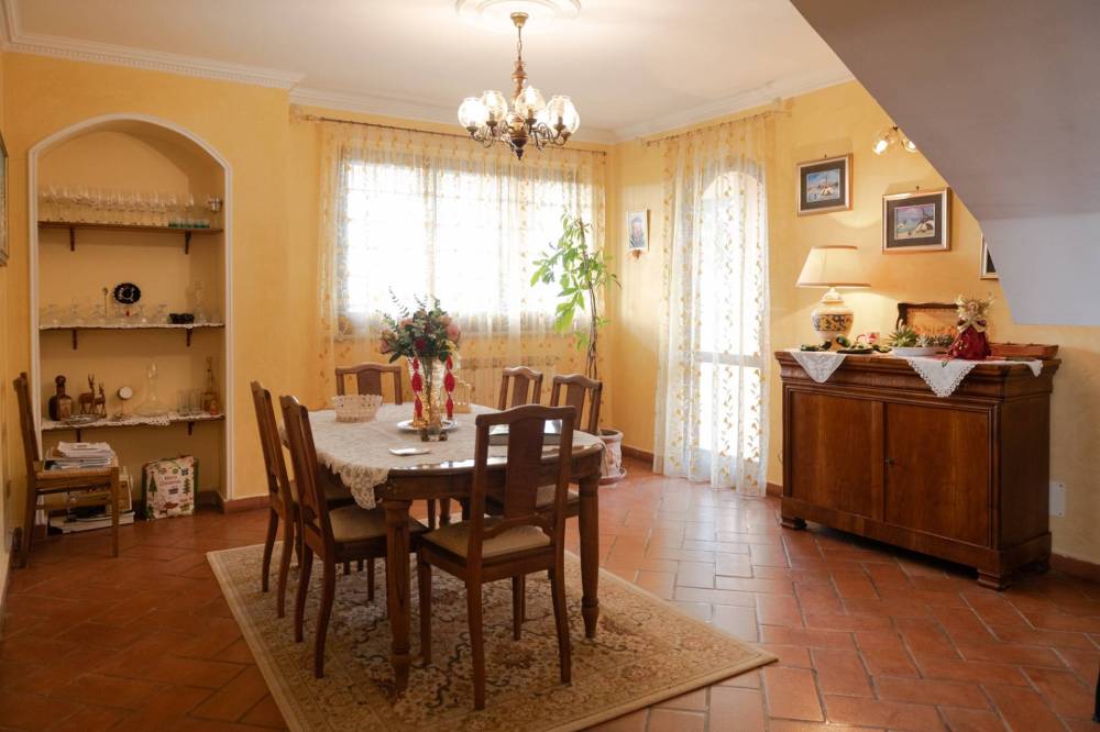 casa indipendente in vendita a Mentana