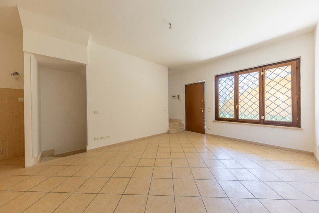 casa indipendente in vendita a Mentana