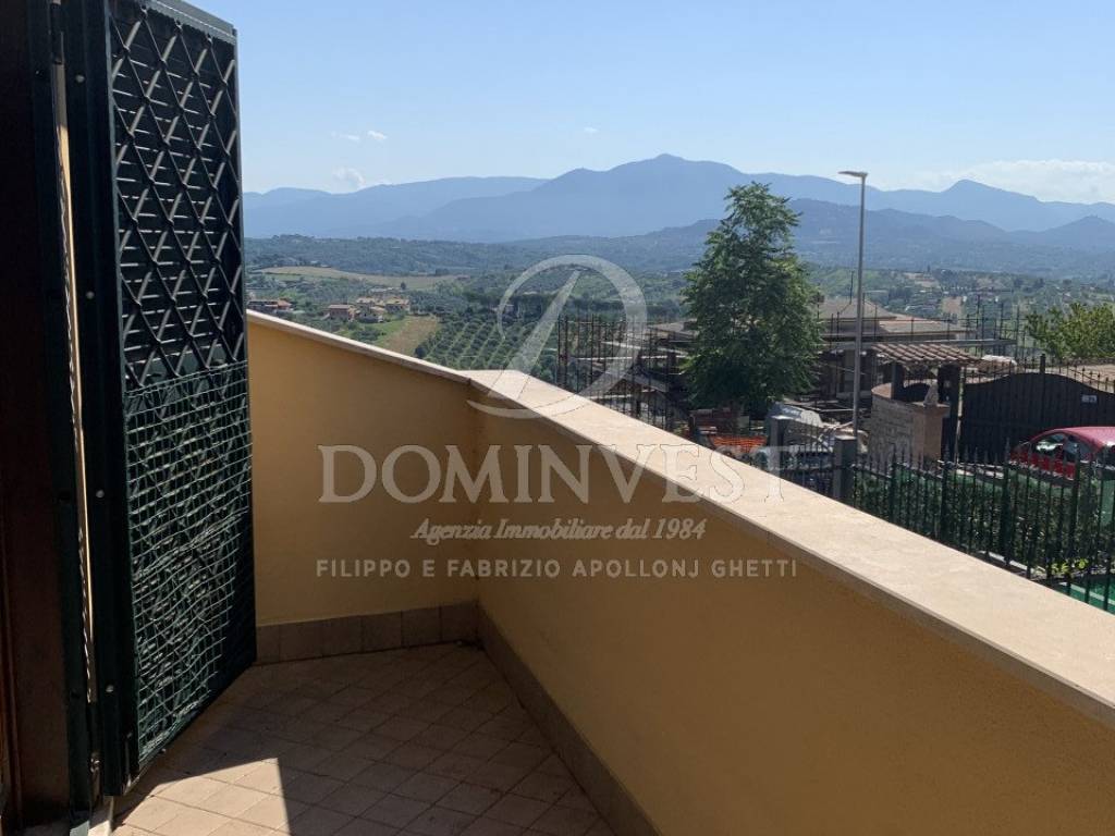casa indipendente in vendita a Mentana