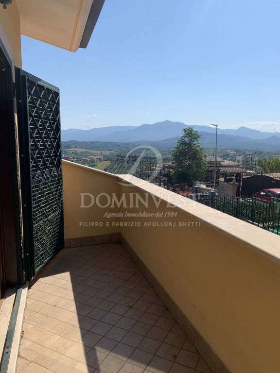 casa indipendente in vendita a Mentana