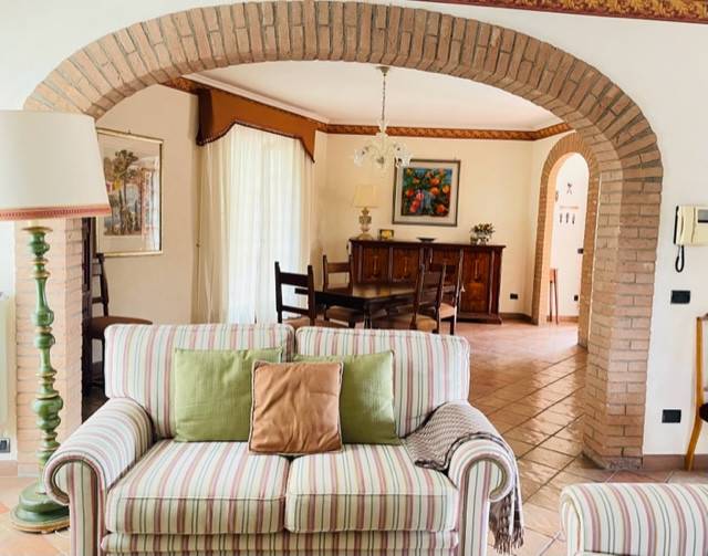 casa indipendente in vendita a Mentana