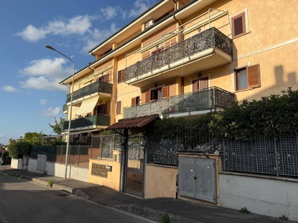 appartamento in vendita a Mentana